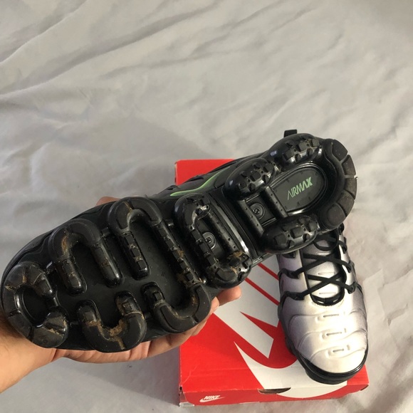 Men’s Nike Air vapormax plus - Picture 6 of 6